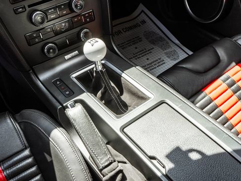 Used 2012 Ford Mustang Shelby GT500 w/ SVT Performance Pkg RWD image 21
