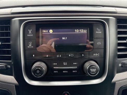 Used 2018 RAM 2500 Tradesman w/ Chrome Appearance Group image 16