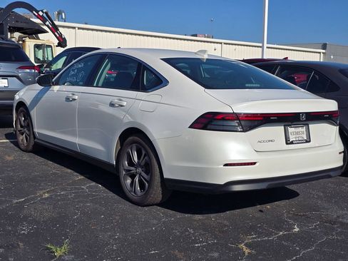 Used 2023 Honda Accord EX image 5