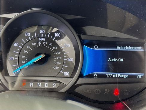 Used 2022 Ford Edge Titanium AWD/4WD image 16