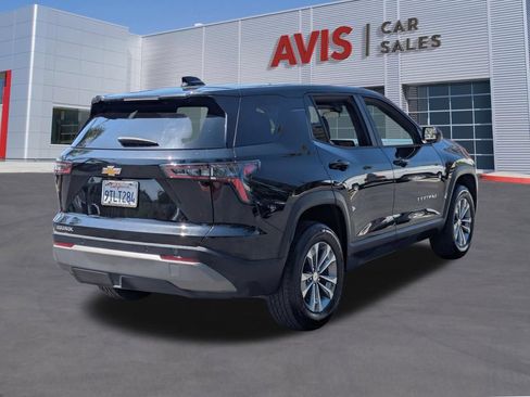 Used 2025 Chevrolet Equinox LT FWD image 6