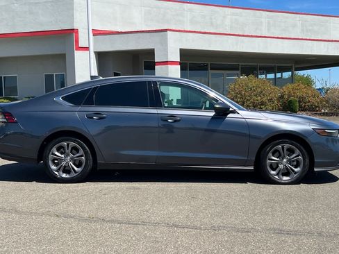 Used 2023 Honda Accord EX image 6