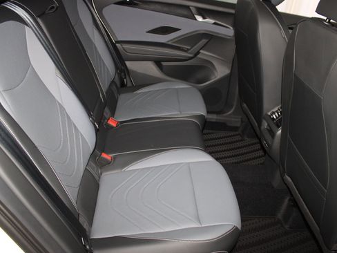 New 2026 Volkswagen Tiguan SE R-Line image 31