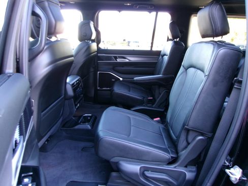 New 2026 Jeep Grand Wagoneer Limited AWD/4WD image 20