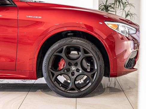 Used 2023 Alfa Romeo Stelvio Veloce AWD/4WD image 10