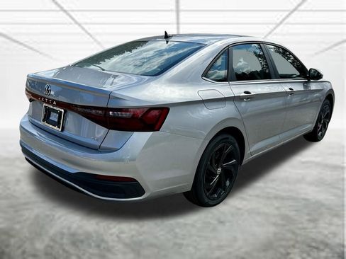 New 2026 Volkswagen Jetta SE FWD image 5