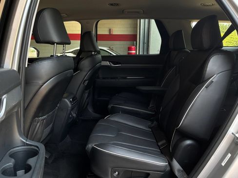 Used 2025 Hyundai Palisade SEL FWD image 12
