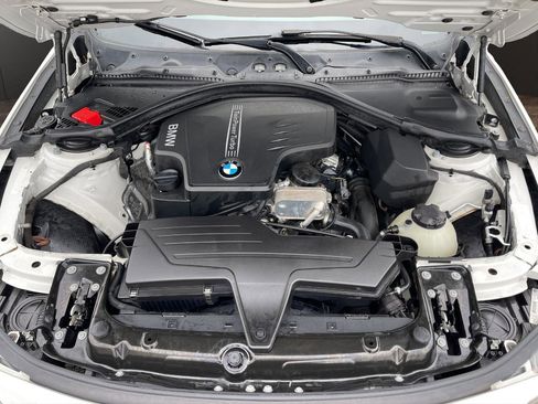 Used 2014 BMW 320i xDrive Sedan AWD/4WD image 21