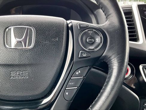 Used 2018 Honda Pilot Elite image 19