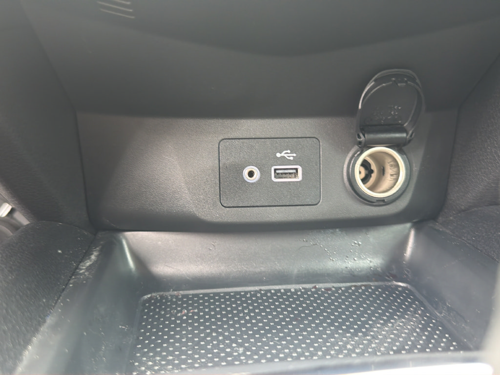 Used 2022 Nissan Rogue Sport SV AWD/4WD image 42
