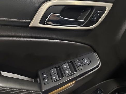 Used 2018 GMC Yukon XL Denali w/ Denali Ultimate Package AWD/4WD image 12