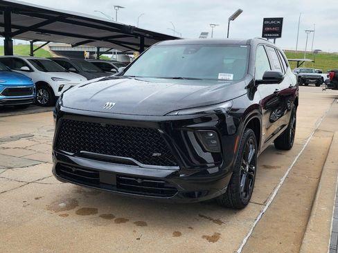 New 2026 Buick Enclave Sport Touring w/ Super Cruise Package image 8