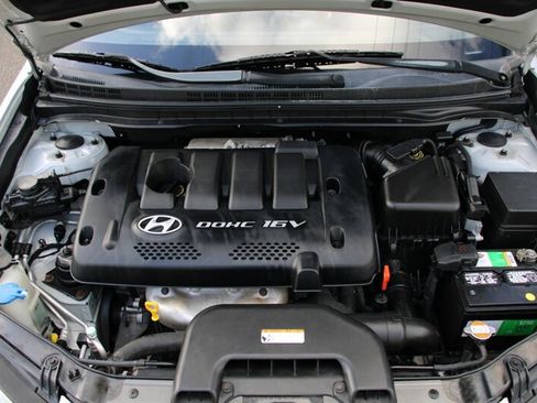 Used 2007 Hyundai Elantra GLS image 18