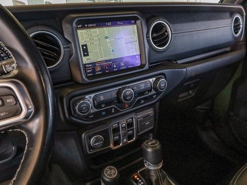 Used 2021 Jeep Wrangler Unlimited Sahara image 12