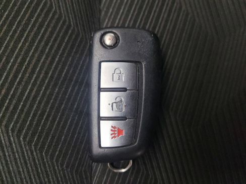 Used 2016 Nissan Rogue S w/ Appearance Package image 32