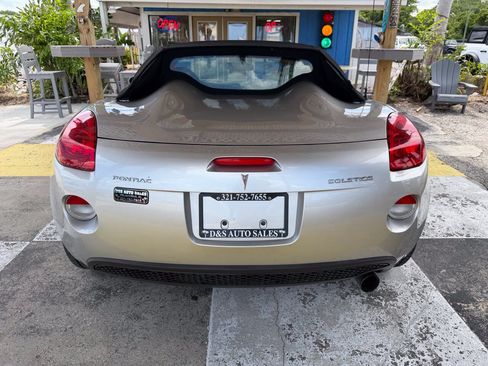 Used 2006 Pontiac Solstice Convertible w/ Premium Package RWD image 6