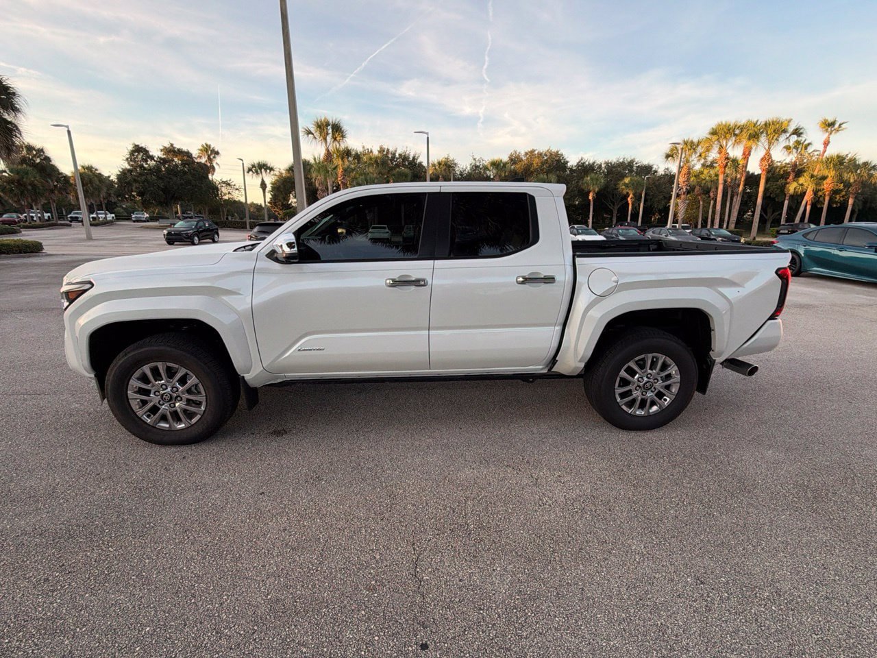Used 2026 Toyota Tacoma Limited AWD/4WD image 2