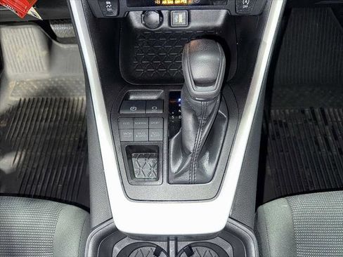 Certified 2023 Toyota RAV4 LE image 29