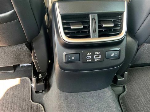 Used 2024 Subaru Legacy Limited image 35