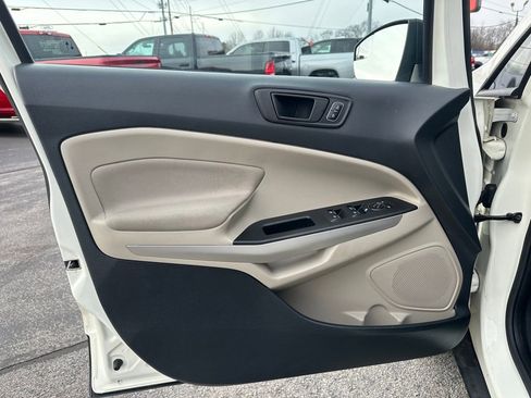 Used 2021 Ford EcoSport S image 11