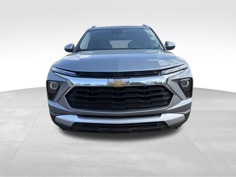 Used 2025 Chevrolet TrailBlazer LT image 9