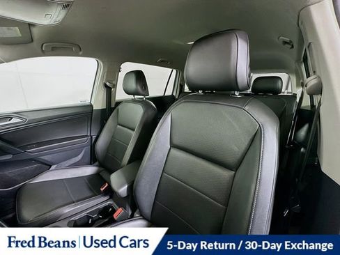 Used 2019 Volkswagen Tiguan SE image 21