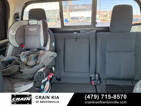 Used 2019 Nissan Titan SV w/ SV Convenience Package image 29