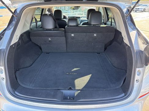 Used 2023 Nissan Murano SV image 10