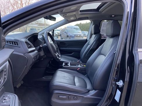 Used 2023 Honda Odyssey EX-L image 12