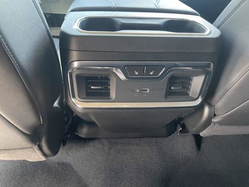 Used 2025 Chevrolet Silverado 2500 LTZ w/ LTZ Convenience Package AWD/4WD image 32