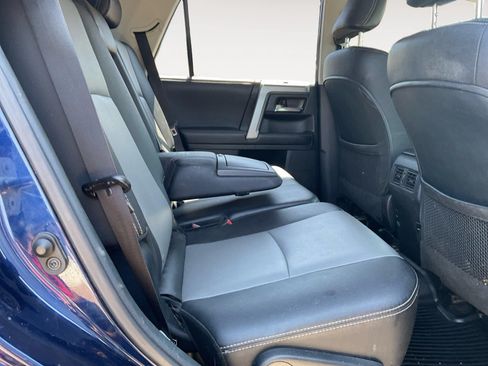 Used 2018 Toyota 4Runner SR5 Premium AWD/4WD image 13