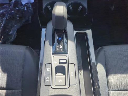Used 2025 Toyota Prius LE image 13