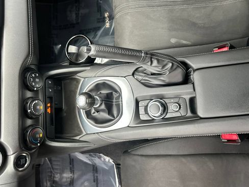 Used 2025 MAZDA MX-5 Miata Club RWD image 17