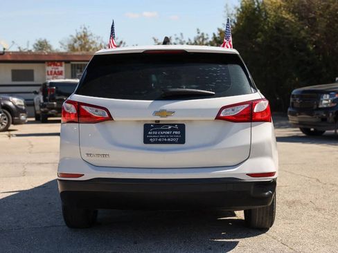 Used 2021 Chevrolet Equinox LS FWD image 6