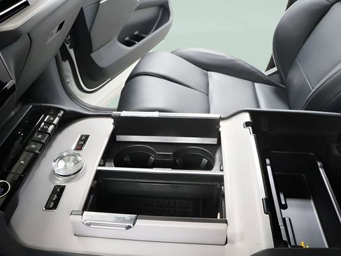Used 2025 Lincoln Navigator Reserve w/ Jet Appearance Package AWD/4WD image 21