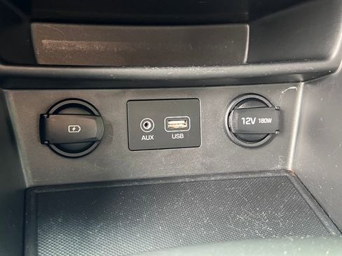 Used 2021 Hyundai Kona SEL FWD image 28