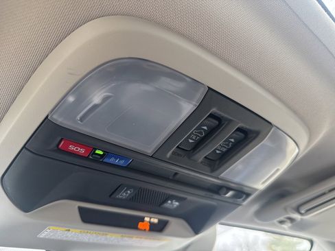 Used 2023 Subaru Crosstrek Hybrid w/ Moonroof Package w/Navigation image 18