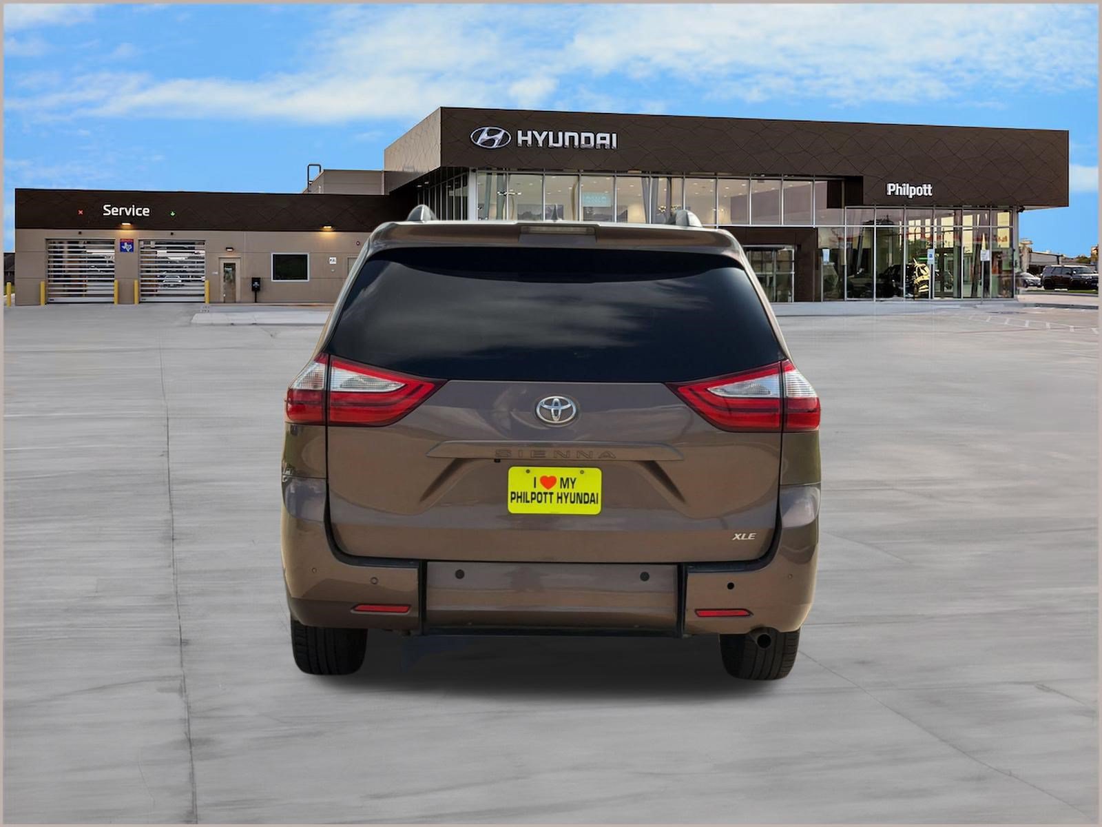 Used 2019 Toyota Sienna XLE Premium FWD image 10