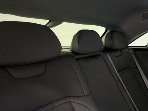 Used 2025 Lucid Air Pure RWD image 41