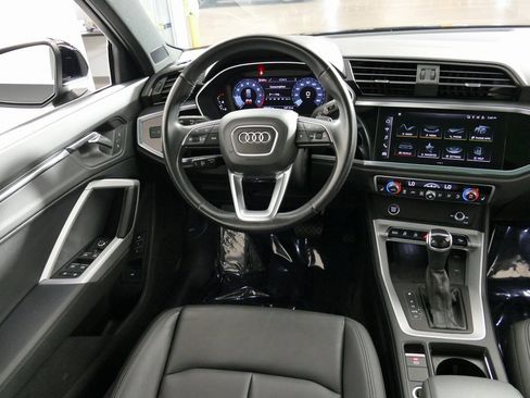 Used 2024 Audi Q3 2.0T Premium image 27