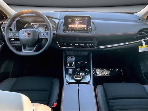 Used 2026 Nissan Rogue SV w/ Rock Creek Premium Package image 5