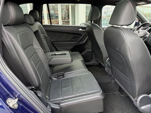 Used 2022 Volkswagen Tiguan SEL R-Line image 21