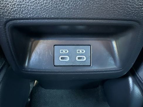 Certified 2025 Toyota Corolla SE FWD image 21