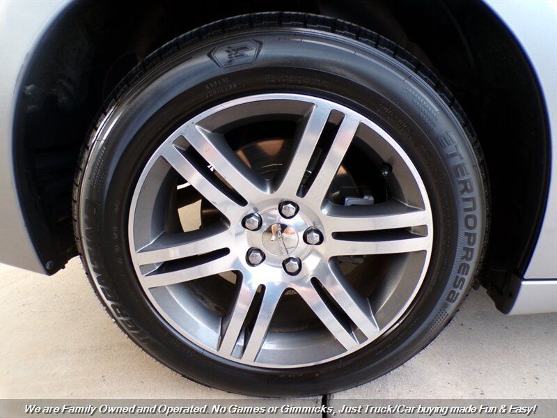 Used 2014 Dodge Charger SXT RWD image 39
