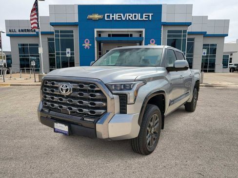 Used 2024 Toyota Tundra Platinum image 1