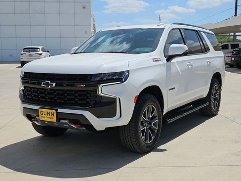 Certified 2024 Chevrolet Tahoe Z71 w/ Luxury Package image 7