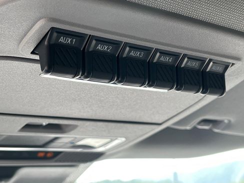 New 2025 Ford F250 Lariat w/ Black Appearance Package image 13