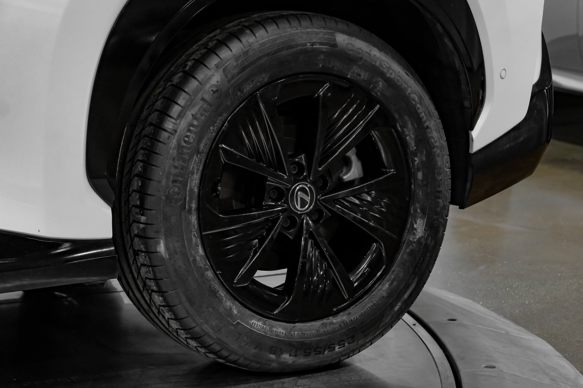 Used 2023 Lexus RZ 450e Premium w/ Technology Package AWD/4WD image 62