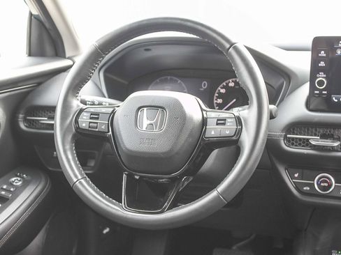 Certified 2024 Honda HR-V EX-L image 17