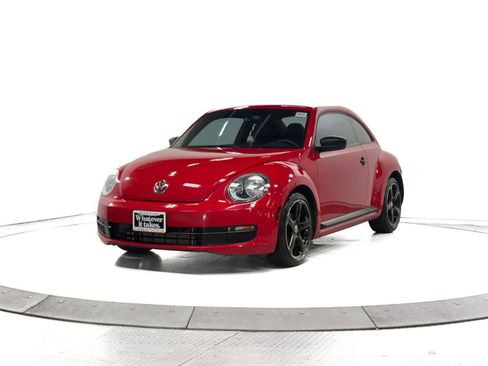 Used 2014 Volkswagen Beetle 2.5 image 3